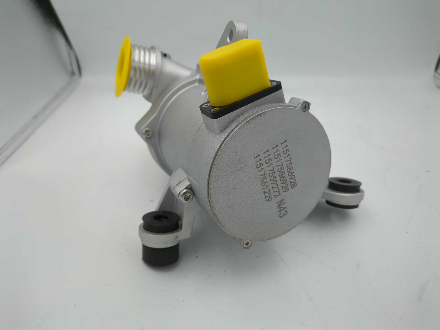 Electric water pump for BMW E82 E88 E90 E60 11517586929