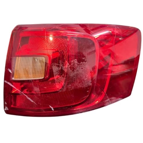 VW JETTA MK6 R/R TAILLIGHT HAS DAMAGE