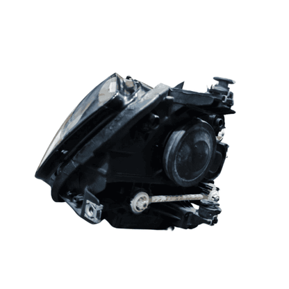 Toyota Hilux 16-19 Headlight Second Hand - Left Side