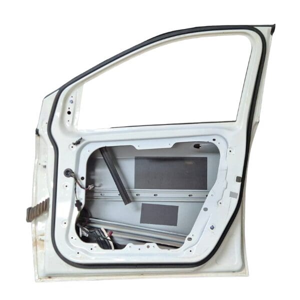 Mercedes B-Class Right Front Door – Repairable Damage, Wiring &amp; Window Rubber Included